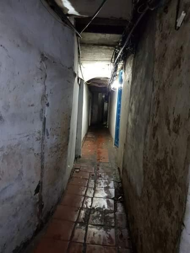 Ngôi nhà cũ mèm, sâu hun hút trong ngõ đẹp lung linh sau cải tạo - 3 Ngôi nhà cũ mèm, sâu hun hút trong ngõ đẹp lung linh sau cải tạo - 3