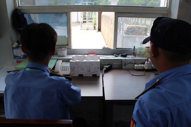 Mất việc do Covid-19: Công nhân xoay sở đủ nghề tạm để đắp đổi qua ngày - 10 Mất việc do Covid-19: Công nhân xoay sở đủ nghề tạm để đắp đổi qua ngày - 10