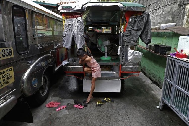 Cuộc sống khốn đốn của người lao động Philippines trong đại dịch Covid-19 - 7 Cuộc sống khốn đốn của người lao động Philippines trong đại dịch Covid-19 - 7