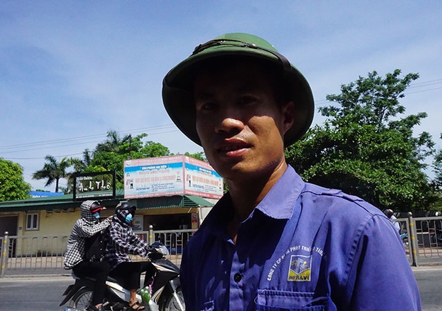 Giữa chảo lửa thành Vinh, người lao động vẫn miệt mài mưu sinh - 4 Giữa chảo lửa thành Vinh, người lao động vẫn miệt mài mưu sinh - 4