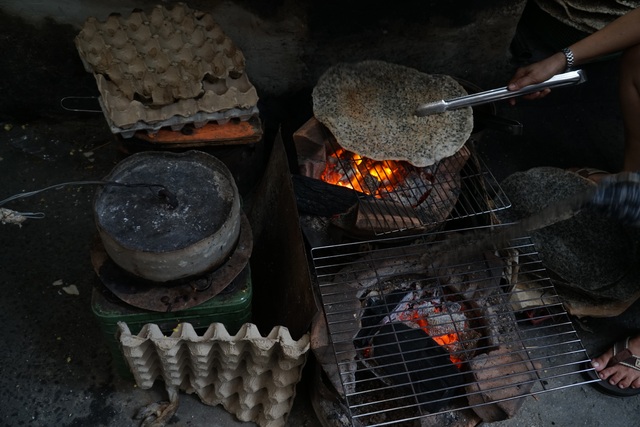 Chủ hàng tuyển thêm người, thu tiền triệu từ dịp Tết Đoan Ngọ - 7 Chủ hàng tuyển thêm người, thu tiền triệu từ dịp Tết Đoan Ngọ - 7