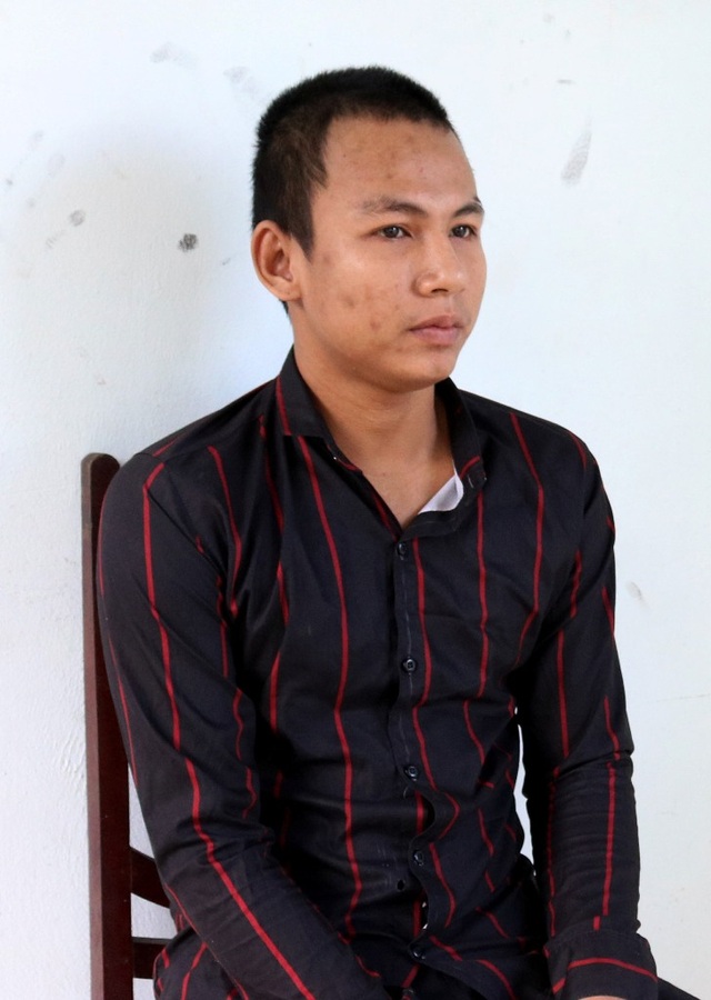 Bắt giam nam thanh niên nghi quan hệ với bé gái 13 tuổi - 1 Bắt giam nam thanh niên nghi quan hệ với bé gái 13 tuổi - 1