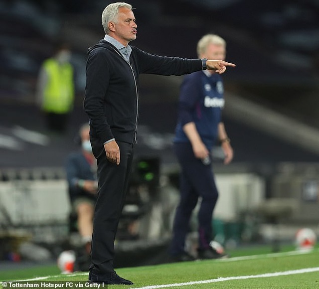 Mourinho hết lời khen ngợi Harry Kane sau chiến thắng của Tottenham