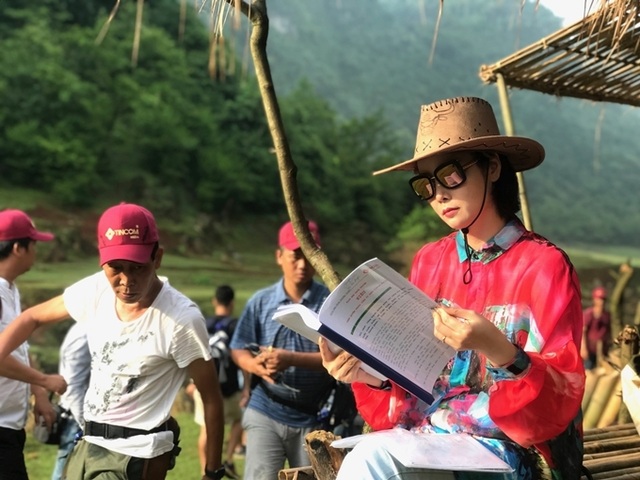 Lên Cao Bằng quay “Kiều”, đoàn phim của Mai Thu Huyền gặp mưa to gió lớn - 4 Lên Cao Bằng quay “Kiều”, đoàn phim của Mai Thu Huyền gặp mưa to gió lớn - 4