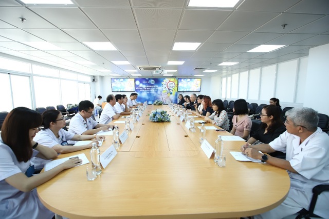 Hợp tác triển khai một số hoạt động trong lĩnh vực điều trị ung thư năm 2020 - 4 Hợp tác triển khai một số hoạt động trong lĩnh vực điều trị ung thư năm 2020 - 4