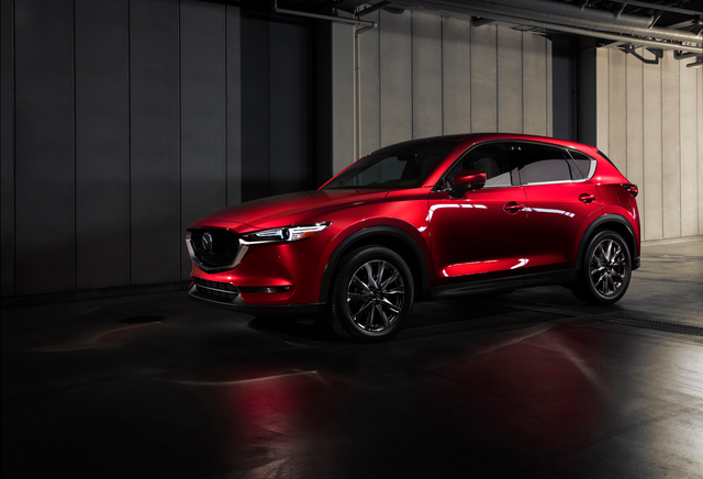 Mazda CX5 - Top 10 SUV tốt nhất 2020 ưu đãi đến 115 triệu đồng - 1 Mazda CX5 - Top 10 SUV tốt nhất 2020 ưu đãi đến 115 triệu đồng - 1