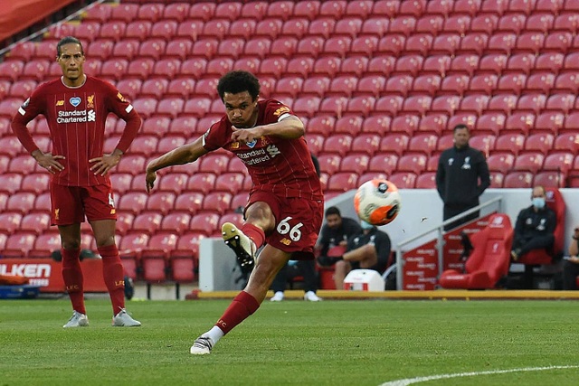 Những khoảnh khắc thăng hoa trở lại của Liverpool - 9 Những khoảnh khắc thăng hoa trở lại của Liverpool - 9