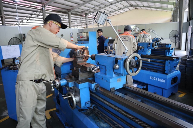 Thi tay nghề tỉnh Quảng Ninh, tôn vinh lao động trẻ có tay nghề cao - 6 Thi tay nghề tỉnh Quảng Ninh, tôn vinh lao động trẻ có tay nghề cao - 6
