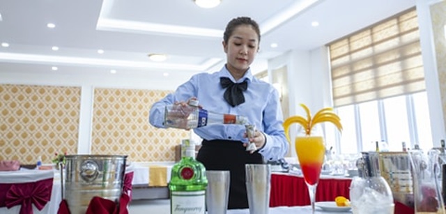 Thi tay nghề tỉnh Quảng Ninh, tôn vinh lao động trẻ có tay nghề cao - 5 Thi tay nghề tỉnh Quảng Ninh, tôn vinh lao động trẻ có tay nghề cao - 5