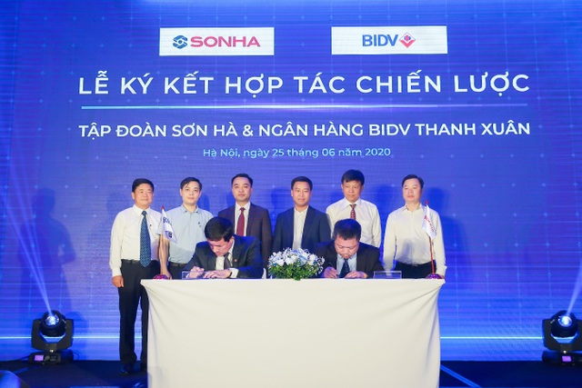 Ra mắt điện mặt trời áp mái: Tập đoàn Sơn Hà tiến sâu vào ngành năng lượng tái tạo - 2 Ra mắt điện mặt trời áp mái: Tập đoàn Sơn Hà tiến sâu vào ngành năng lượng tái tạo - 2