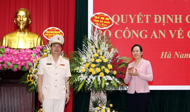 Giám đốc Công an Hà Nam làm Cục trưởng Cục Cảnh sát giao thông - 2 Giám đốc Công an Hà Nam làm Cục trưởng Cục Cảnh sát giao thông - 2