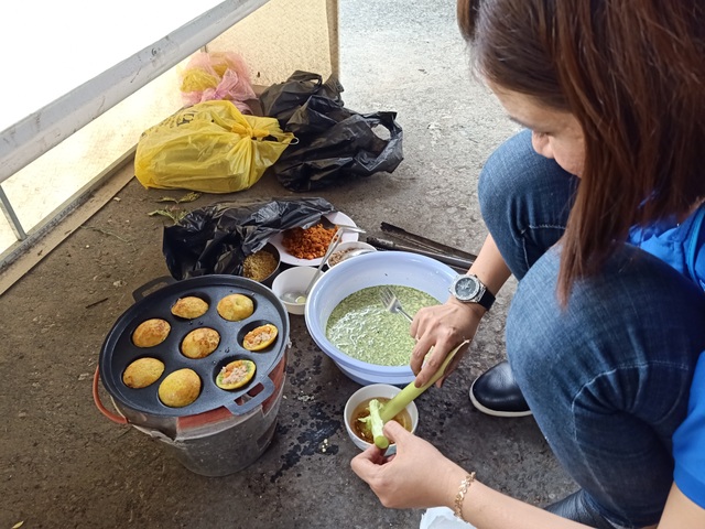 Sôi nổi làm bánh, nấu ăn nhân ngày Gia đình Việt Nam 28/6 - 4 Sôi nổi làm bánh, nấu ăn nhân ngày Gia đình Việt Nam 28/6 - 4
