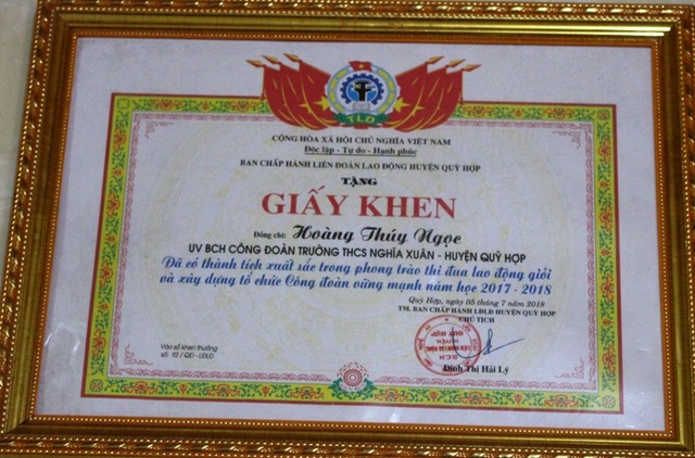 Cô gái lớp 6 viết tâm thư nghẹn ngào: Mong mọi người cứu lấy mẹ em” - 4 Cô gái lớp 6 viết tâm thư nghẹn ngào: Mong mọi người cứu lấy mẹ em” - 4