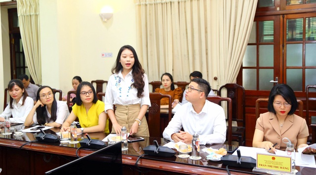 Bộ trưởng Đào Ngọc Dung: “Thu hút tài năng, Bộ mong tìm được người tài…” - 3 Bộ trưởng Đào Ngọc Dung: “Thu hút tài năng, Bộ mong tìm được người tài…” - 3