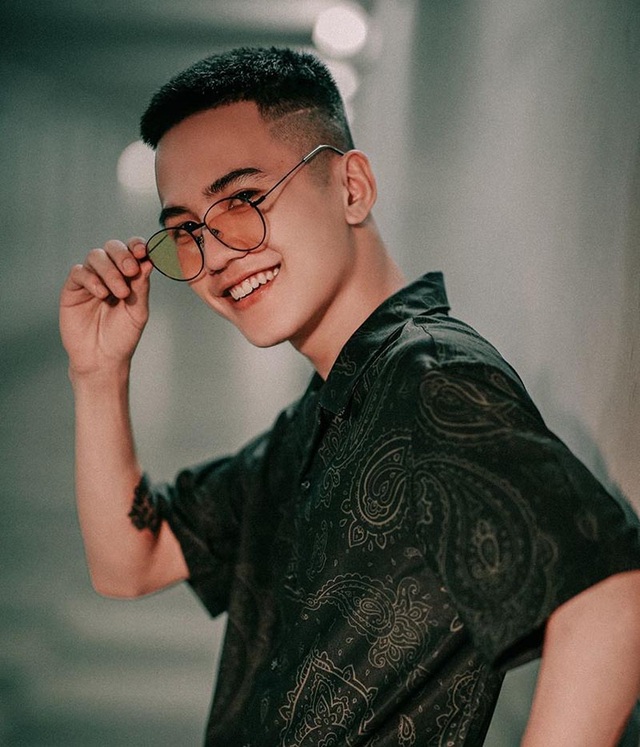 Chàng trai Hà Nam sở hữu nụ cười duyên “đốn tim” phái nữ - 6 Chàng trai Hà Nam sở hữu nụ cười duyên “đốn tim” phái nữ - 6