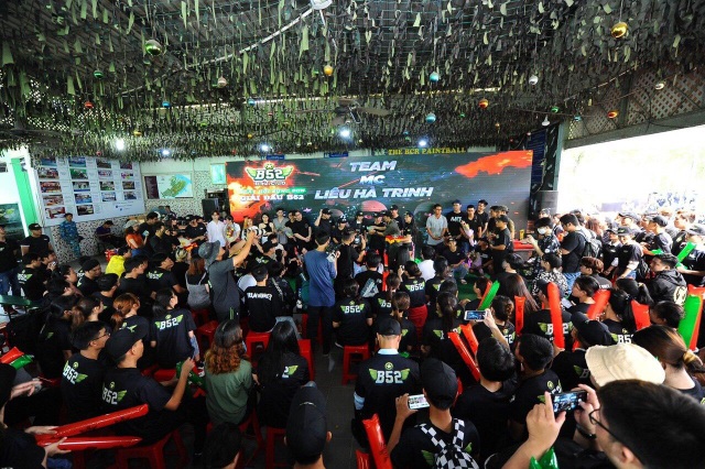 MC Liêu Hà Trinh, Vĩnh Phú và hơn 30 streamer tham gia ngày hội bắn súng sơn - 4 MC Liêu Hà Trinh, Vĩnh Phú và hơn 30 streamer tham gia ngày hội bắn súng sơn - 4