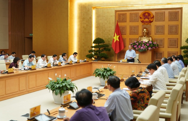 Thủ tướng: Không để tăng giá, phải giảm giá để kích cầu tiêu dùng! - 2 Thủ tướng: Không để tăng giá, phải giảm giá để kích cầu tiêu dùng! - 2