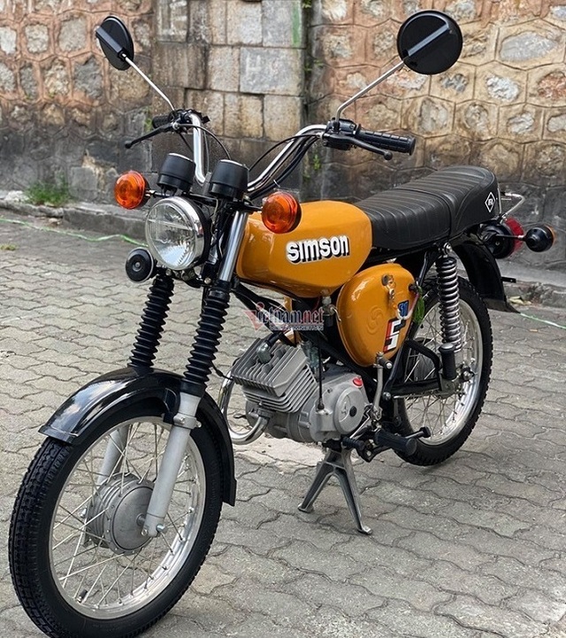 Xe máy Simson huyền thoại 31 năm tuổi giá 150 triệu đồng - 2 Xe máy Simson huyền thoại 31 năm tuổi giá 150 triệu đồng - 2