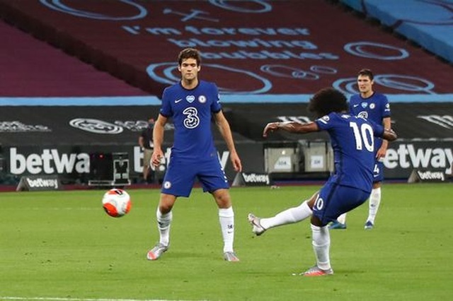 Nhìn lại trận thua đắng ngắt của Chelsea trên sân West Ham - 15 Nhìn lại trận thua đắng ngắt của Chelsea trên sân West Ham - 15