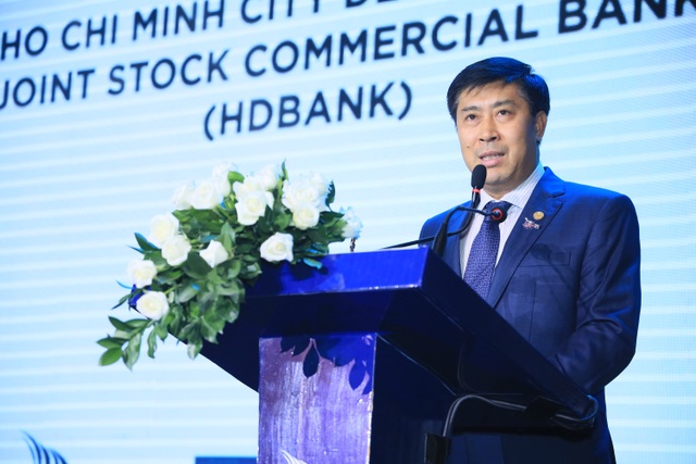 HDBank 3 năm liên tục được vinh danh “Nơi làm việc tốt nhất châu Á” - 1 HDBank 3 năm liên tục được vinh danh “Nơi làm việc tốt nhất châu Á” - 1