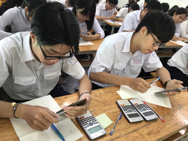TPHCM: Khảo sát học sinh cuối cấp của hơn 50 trường học - 1 TPHCM: Khảo sát học sinh cuối cấp của hơn 50 trường học - 1