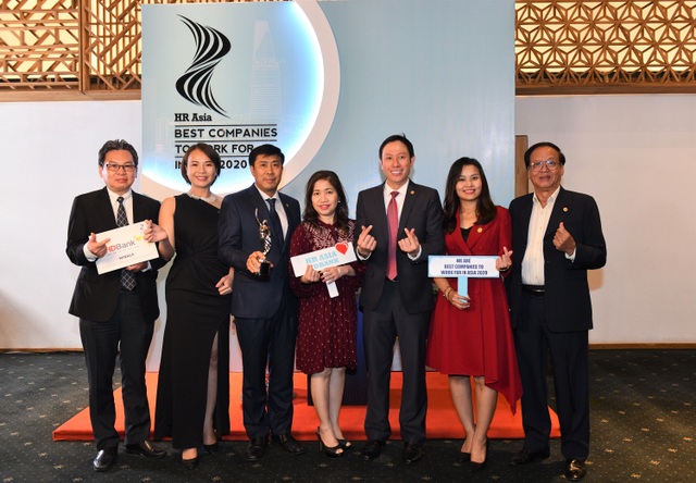 HDBank 3 năm liên tục được vinh danh “Nơi làm việc tốt nhất châu Á” - 3 HDBank 3 năm liên tục được vinh danh “Nơi làm việc tốt nhất châu Á” - 3