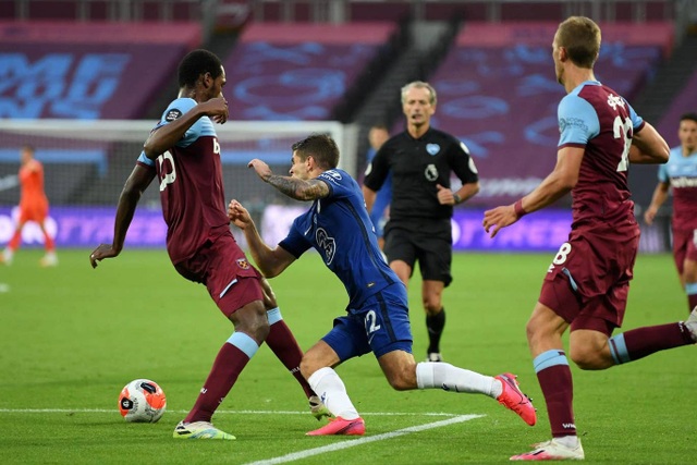 Nhìn lại trận thua đắng ngắt của Chelsea trên sân West Ham - 6 Nhìn lại trận thua đắng ngắt của Chelsea trên sân West Ham - 6