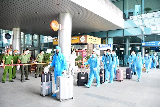 270 chuyên gia nước ngoài đến Việt Nam - 1 270 chuyên gia nước ngoài đến Việt Nam - 1