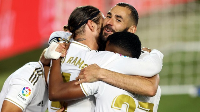 Barcelona thất thế, Real Madrid rộng cửa vô địch La Liga - 1 Barcelona thất thế, Real Madrid rộng cửa vô địch La Liga - 1