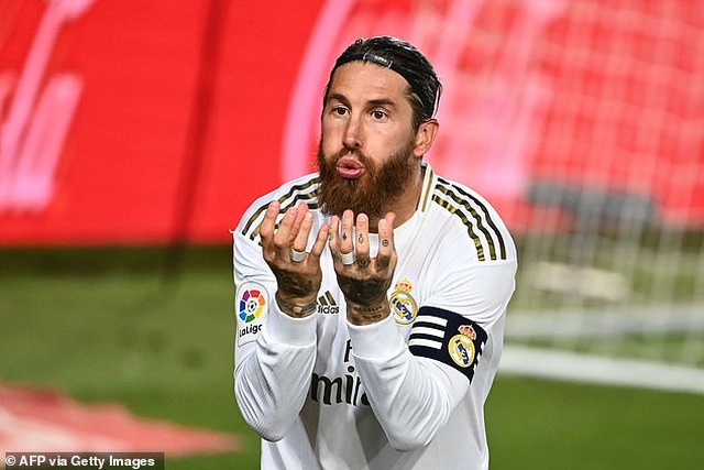 Ramos lập công, Real Madrid hạ Getafe và hơn Barcelona 4 điểm - 14 Ramos lập công, Real Madrid hạ Getafe và hơn Barcelona 4 điểm - 14