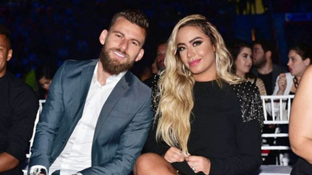 Em gái xinh đẹp của Neymar bất ngờ tái hợp tình cũ - 1 Em gái xinh đẹp của Neymar bất ngờ tái hợp tình cũ - 1