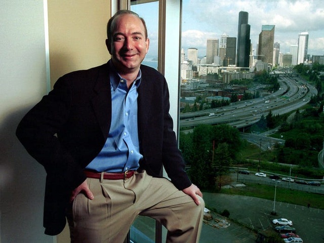 CEO Amazon Jeff Bezos: Từ tuổi thơ sóng gió tới ông chủ sở hữu 171 tỷ đô la - Ảnh minh hoạ 11
