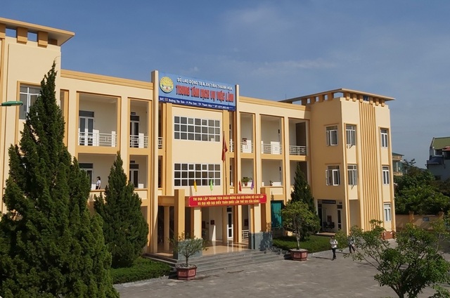TT DVVL Thanh Hoá kết nối thành công việc làm cho hơn 2.000 người - 1 TT DVVL Thanh Hoá kết nối thành công việc làm cho hơn 2.000 người - 1