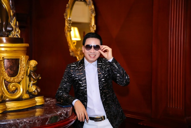 Ca sĩ Michael Lang hạnh phúc khoe quý tử - 1 Ca sĩ Michael Lang hạnh phúc khoe quý tử - 1