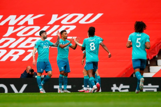 Những khoảnh khắc thăng hoa của hàng công Man Utd trước Bournemouth - 5 Những khoảnh khắc thăng hoa của hàng công Man Utd trước Bournemouth - 5