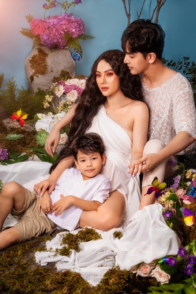Tiết lộ cuộc sống hiện tại của diva Hồng Nhung, “Táo” Vân Dung - 8 Tiết lộ cuộc sống hiện tại của diva Hồng Nhung, “Táo” Vân Dung - 8
