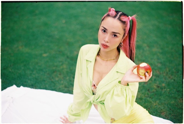 Đường tình thuận lợi, Vũ Ngọc Anh ngày càng nóng bỏng “chết người” - 23 Đường tình thuận lợi, Vũ Ngọc Anh ngày càng nóng bỏng “chết người” - 23