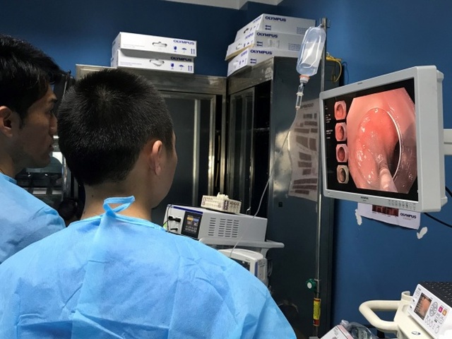 Cắt tách dưới niêm mạc ESD điều trị ung thư là gì? - 1 Cắt tách dưới niêm mạc ESD điều trị ung thư là gì? - 1