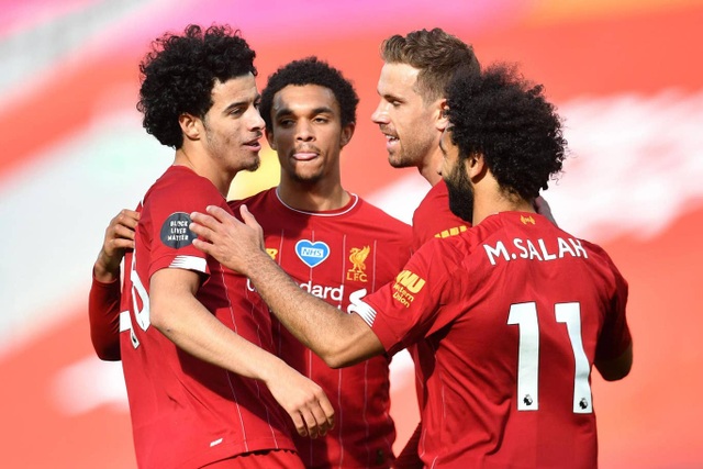 Man City gục ngã trước Southampton, Liverpool thắng trận thứ 29 - 2 Man City gục ngã trước Southampton, Liverpool thắng trận thứ 29 - 2