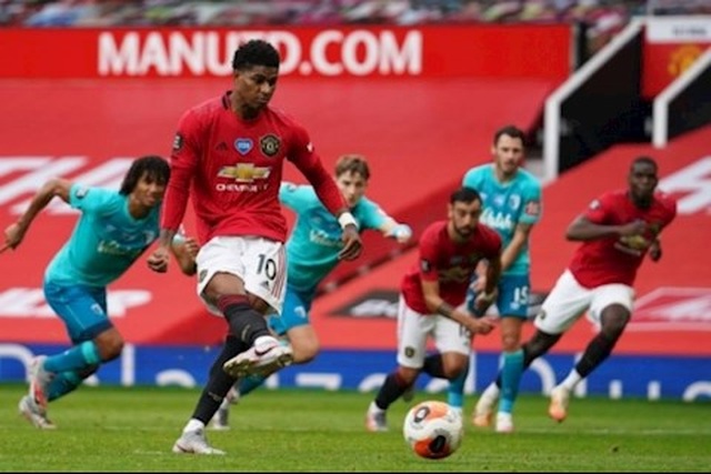Rashford lên tiếng về việc giành quyền đá phạt đền của Bruno Fernandes Rashford lên tiếng về việc giành quyền đá phạt đền của Bruno Fernandes