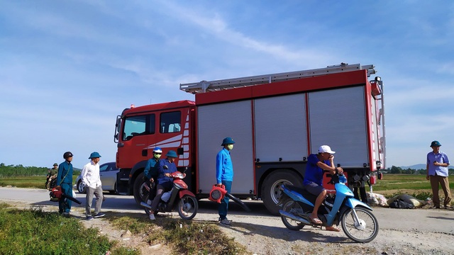 Đang cháy rừng dữ dội tại huyện Tĩnh Gia - 3 Đang cháy rừng dữ dội tại huyện Tĩnh Gia - 3