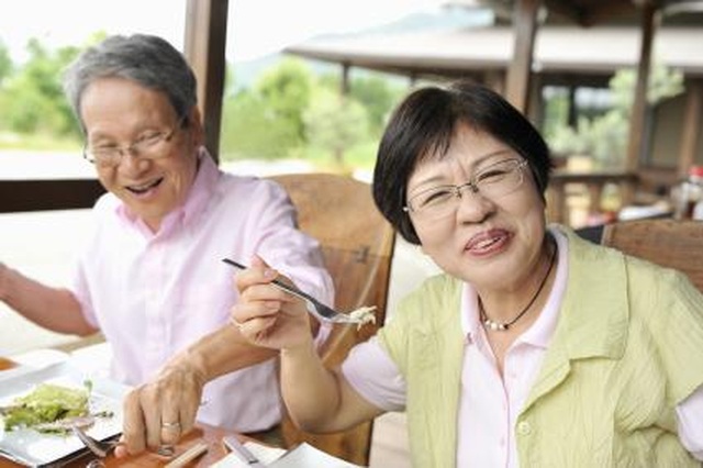 Học cách “đảo ngược thực đơn” để sống lâu, sống khỏe như người Nhật - 4 Học cách “đảo ngược thực đơn” để sống lâu, sống khỏe như người Nhật - 4