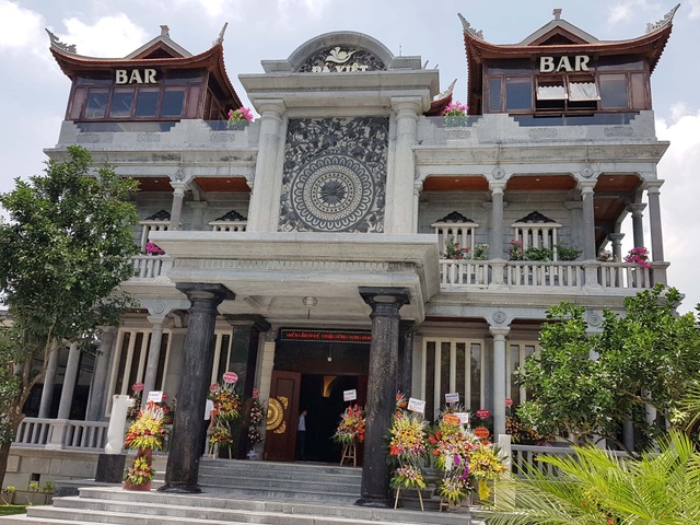 Chiêm ngắm toà lâu đài đá “có một không hai” ở Ninh Bình - 2 Chiêm ngắm toà lâu đài đá “có một không hai” ở Ninh Bình - 2