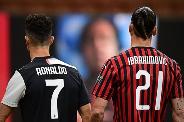 Ronaldo vẫn cười tươi trong ngày Juventus bại trận trước AC Milan - 6 Ronaldo vẫn cười tươi trong ngày Juventus bại trận trước AC Milan - 6
