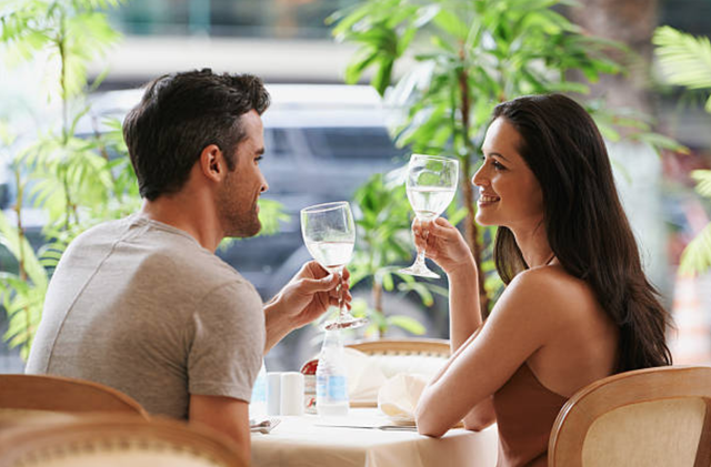 Quan tâm phụ nữ quá nhiều sẽ làm cho cô ấy hoảng sợ mà bỏ chạy - 1 Quan tâm phụ nữ quá nhiều sẽ làm cho cô ấy hoảng sợ mà bỏ chạy - 1