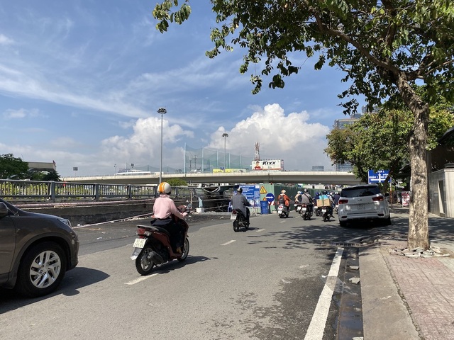 Chậm nâng cấp đường, chủ đầu tư phải bỏ tiền thuê máy bơm siêu khủng - 1 Chậm nâng cấp đường, chủ đầu tư phải bỏ tiền thuê máy bơm siêu khủng - 1