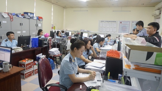 Bộ Tài chính: Thu ngân sách thấp kỷ lục 7 năm, thu dầu thô giảm 60% dự toán - 1 Bộ Tài chính: Thu ngân sách thấp kỷ lục 7 năm, thu dầu thô giảm 60% dự toán - 1