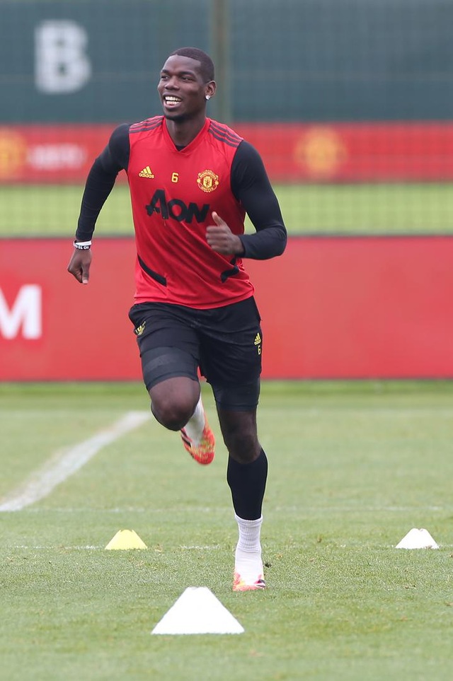 Man Utd luyện công chuẩn bị làm khách trước Aston Villa - 4 Man Utd luyện công chuẩn bị làm khách trước Aston Villa - 4