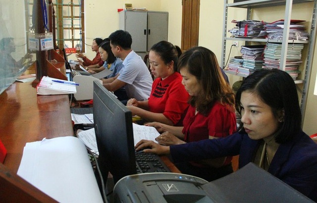 Nghệ An giảm 20 xã, dôi dư gần 300 cán bộ công chức - 2 Nghệ An giảm 20 xã, dôi dư gần 300 cán bộ công chức - 2