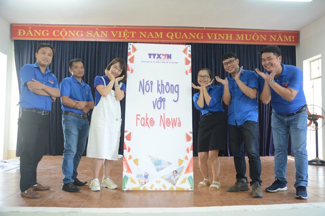 Học sinh Đà Nẵng học kỹ năng tránh bị lừa đảo trên mạng xã hội - 2 Học sinh Đà Nẵng học kỹ năng tránh bị lừa đảo trên mạng xã hội - 2